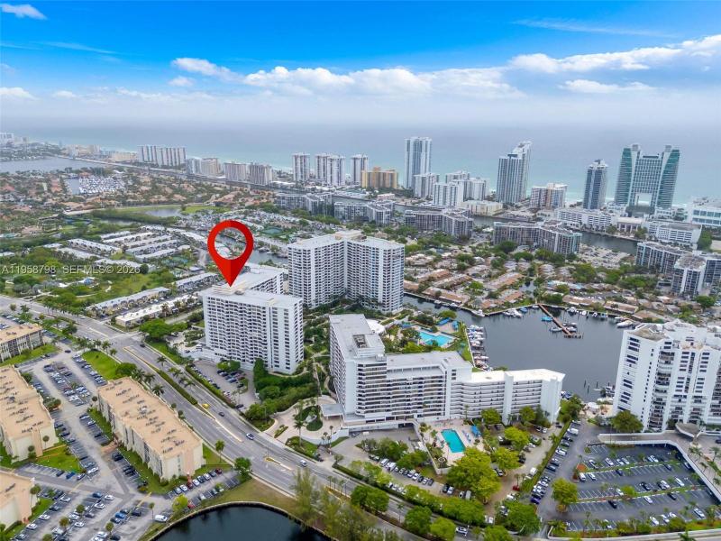 Condo for sale at Olympus Towers 1021