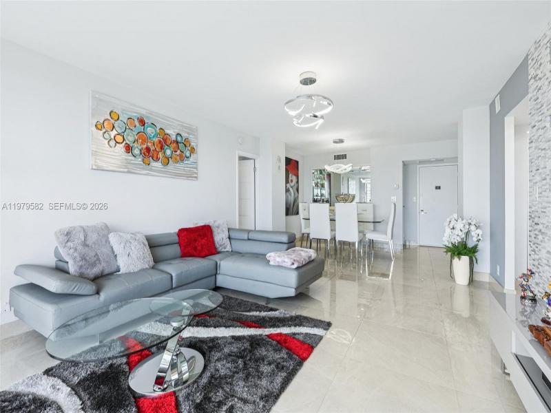 Coronado I Apt #1436