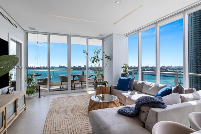 Comprar apartamento en Paramount Bay 2510