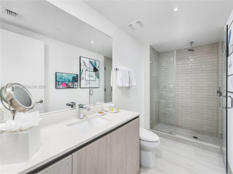 Comprar apartamento no Hyde Beach House R2804