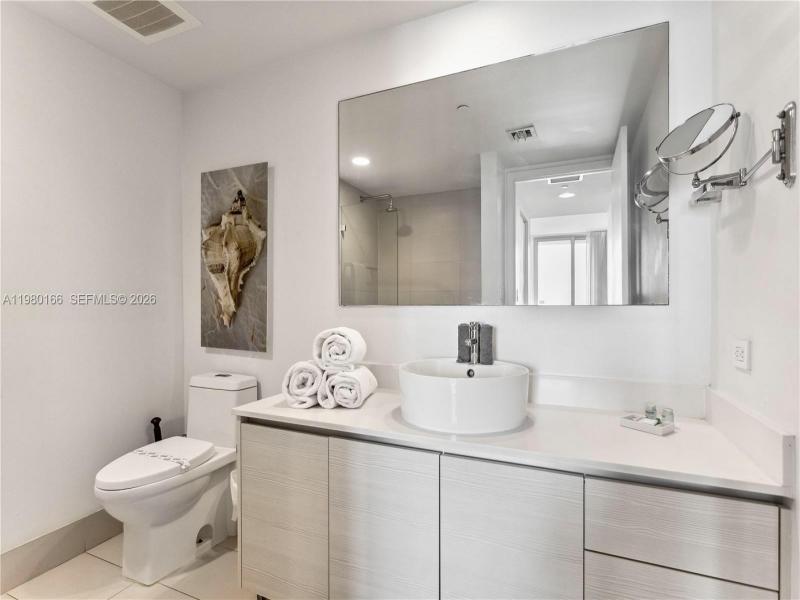 Comprar apartamento no Hyde Beach House R2804