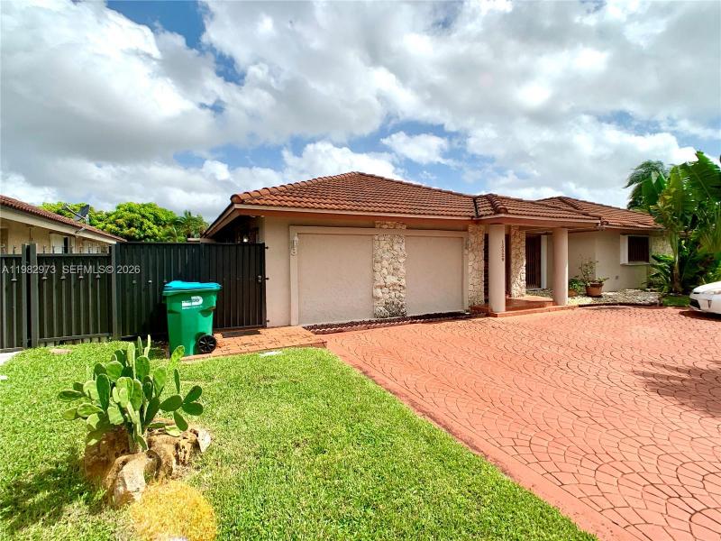 Property photo # 0