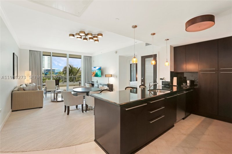Fontainebleau III Apt #307