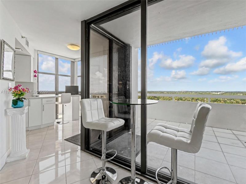 Comprar apartamento en Towers of Quayside 2 PH11