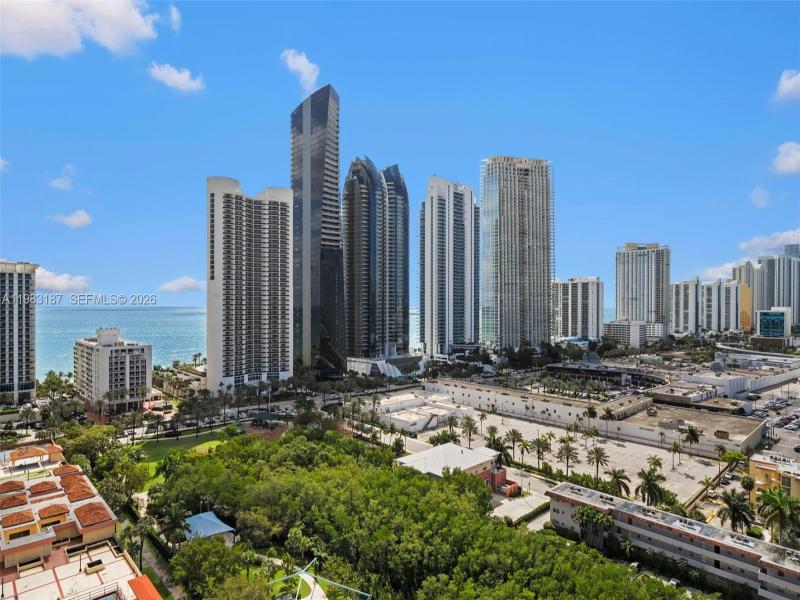 Comprar apartamento no Winston Towers 2202