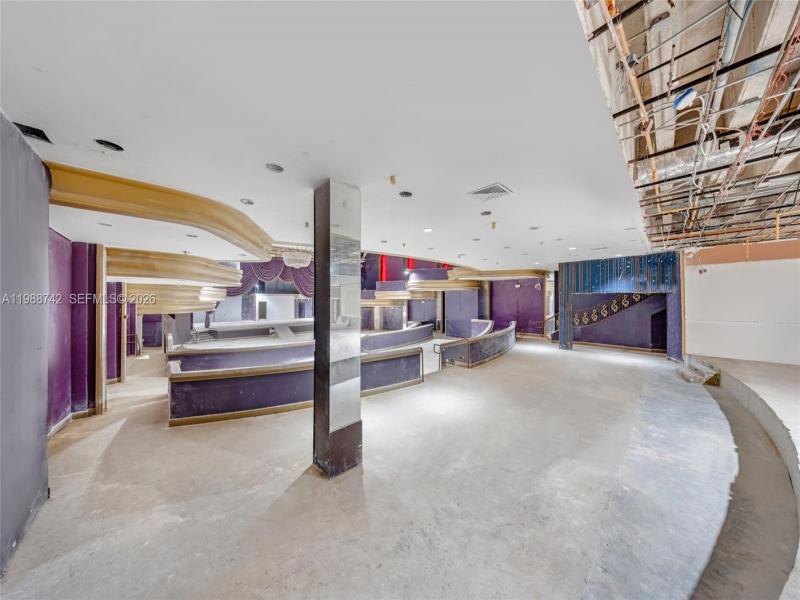 Comprar apartamento en Castle Beach Club CU1