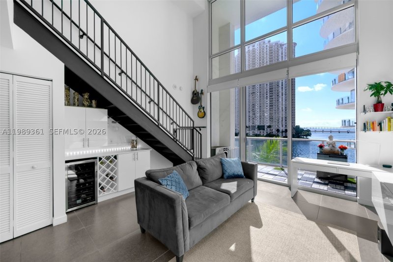 Apartment for rent at Met 1 L-410