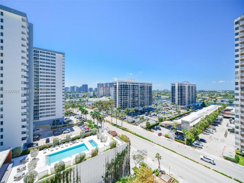 Condo for sale at The Hemispheres 10L