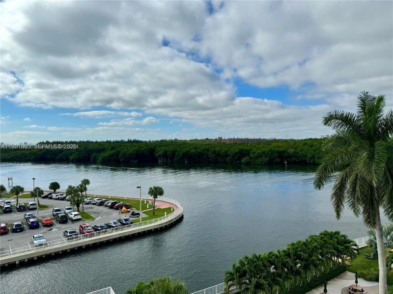 Coastal Towers Apt #609