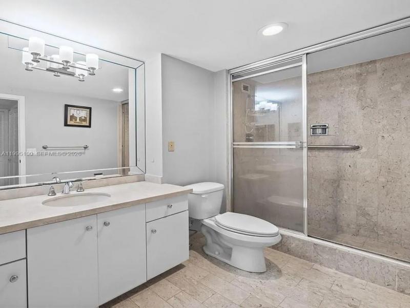 Comprar apartamento en The Cricket Club 401