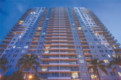 Yacht Club at Brickell Apt #3108