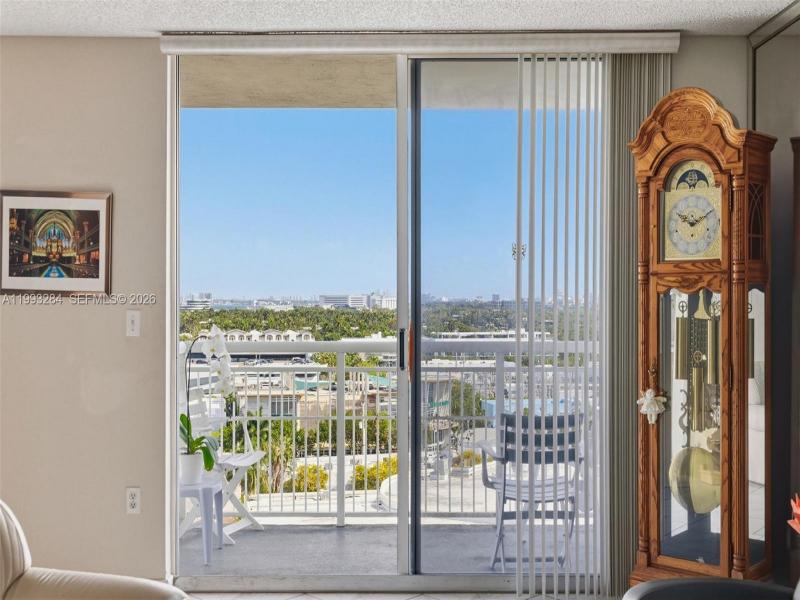 Comprar apartamento en West Bay Plaza 1205