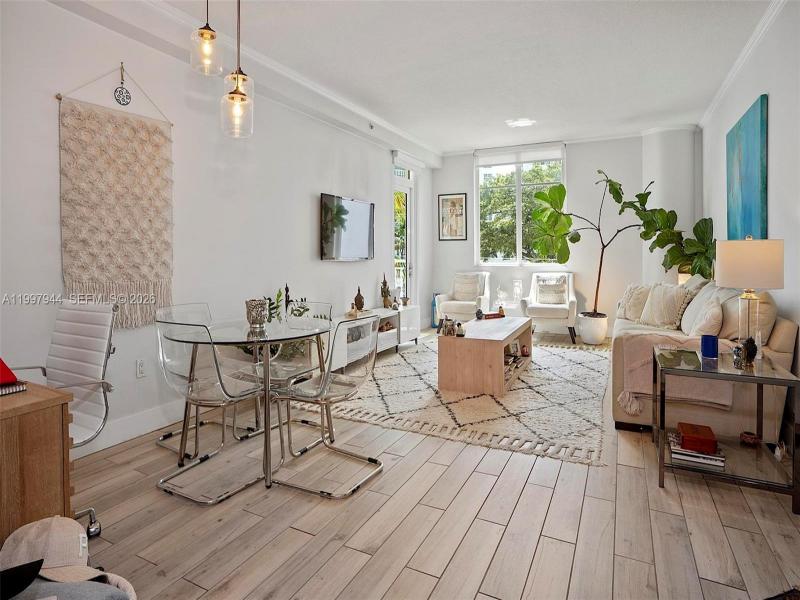 Apartment for rent at The Vistas 303