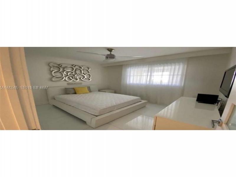 Alquiler de apartamento en Golden Bay Club 605