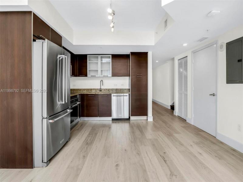 Property photo # 4
