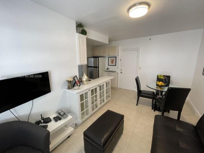 Comprar apartamento en Ocean Walk on South Beach 214