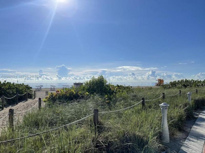Comprar apartamento en Ocean Walk on South Beach 214