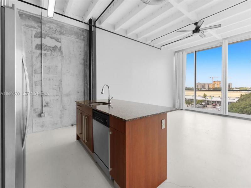 Condo for sale at The Bank Lofts R-414