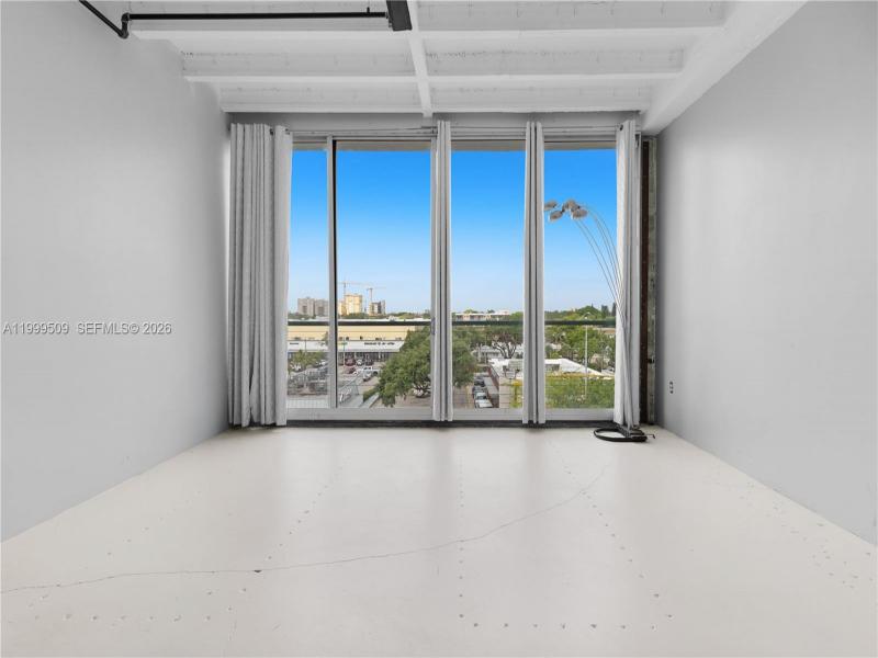 Condo for sale at The Bank Lofts R-414