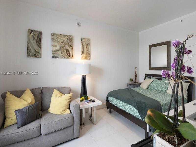 Comprar apartamento en Ocean Walk on South Beach 120
