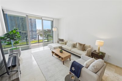 Brickell City Centre Reach Apt #1106