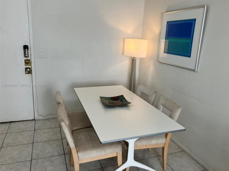 Comprar apartamento en Ocean Walk on South Beach 306