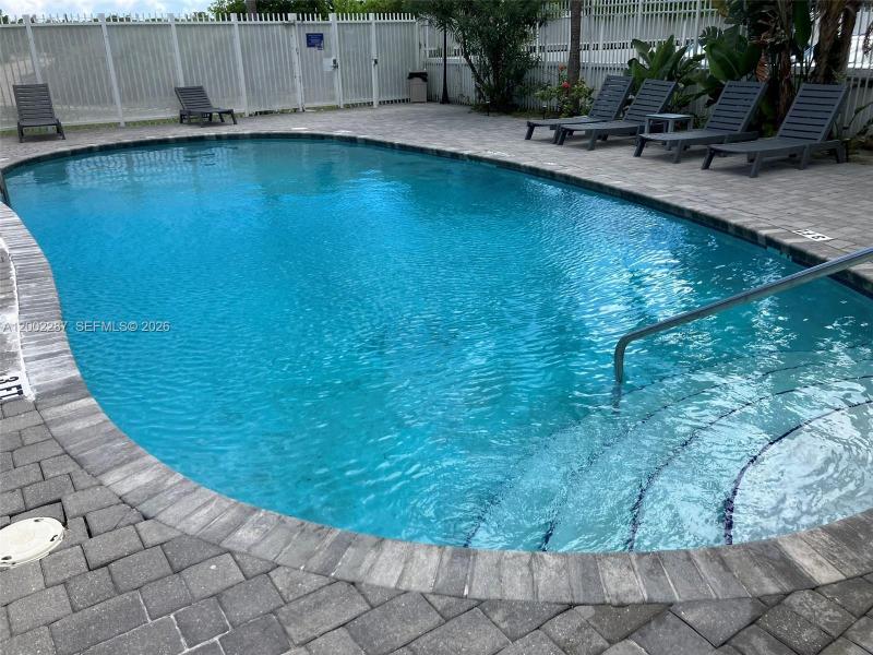 Comprar apartamento en Ocean Walk on South Beach 306