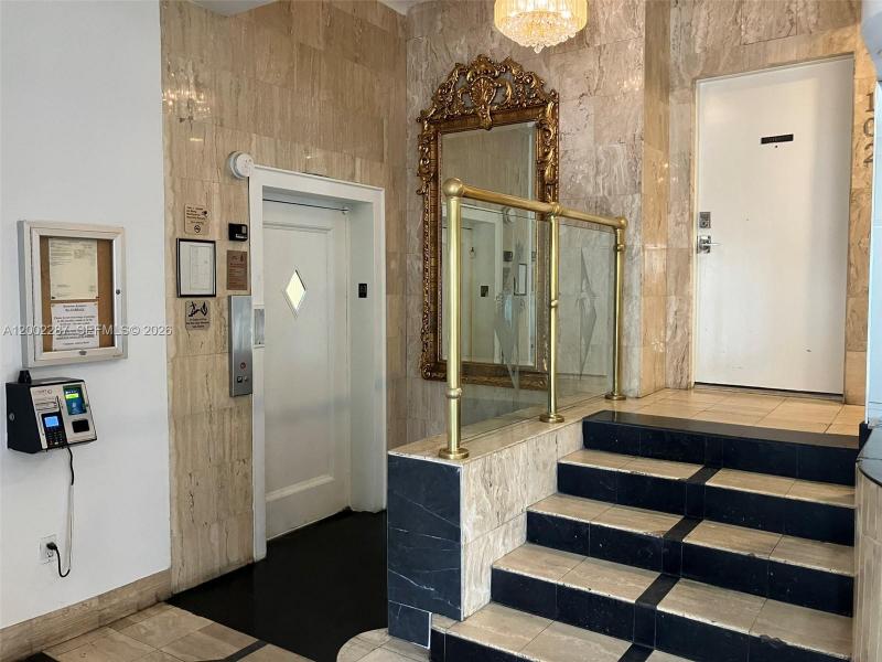 Comprar apartamento en Ocean Walk on South Beach 306