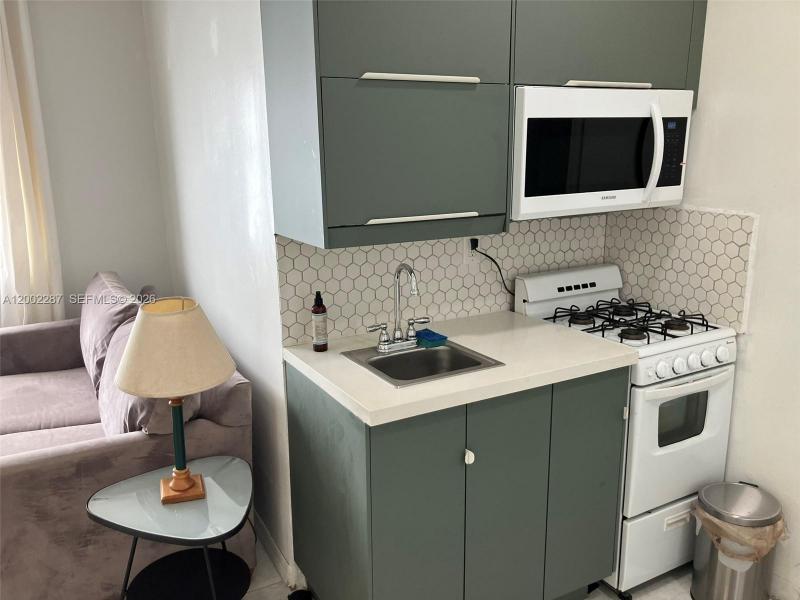 Comprar apartamento en Ocean Walk on South Beach 306