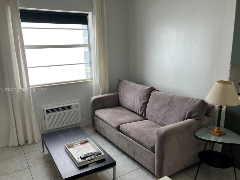 Comprar apartamento en Ocean Walk on South Beach 306