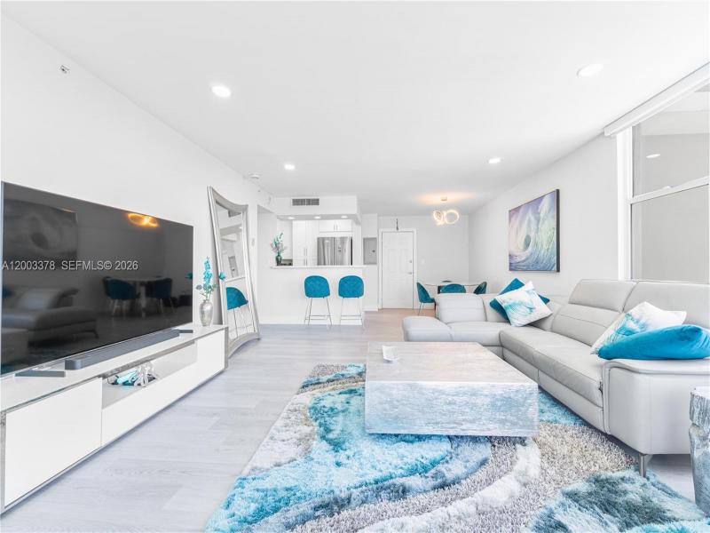 Condo for sale at The Wave Condo 536