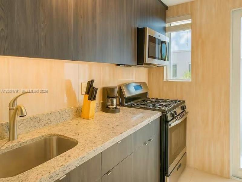 Property photo # 4