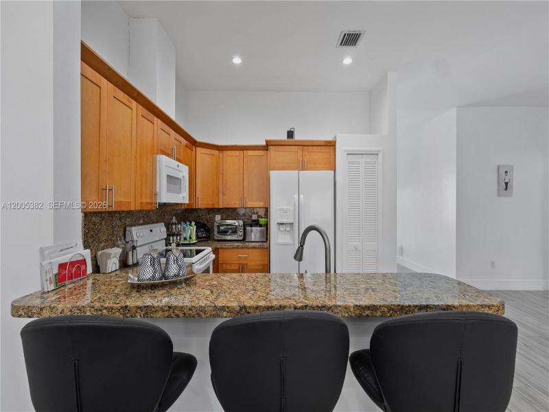 Property photo # 4