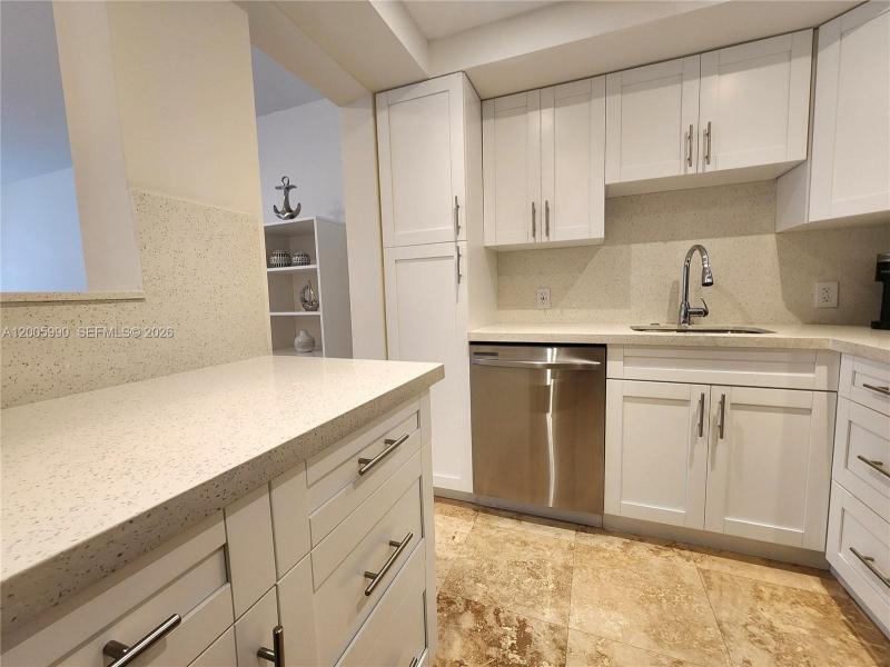 Aluguel de apartamento no Alexander Towers 209
