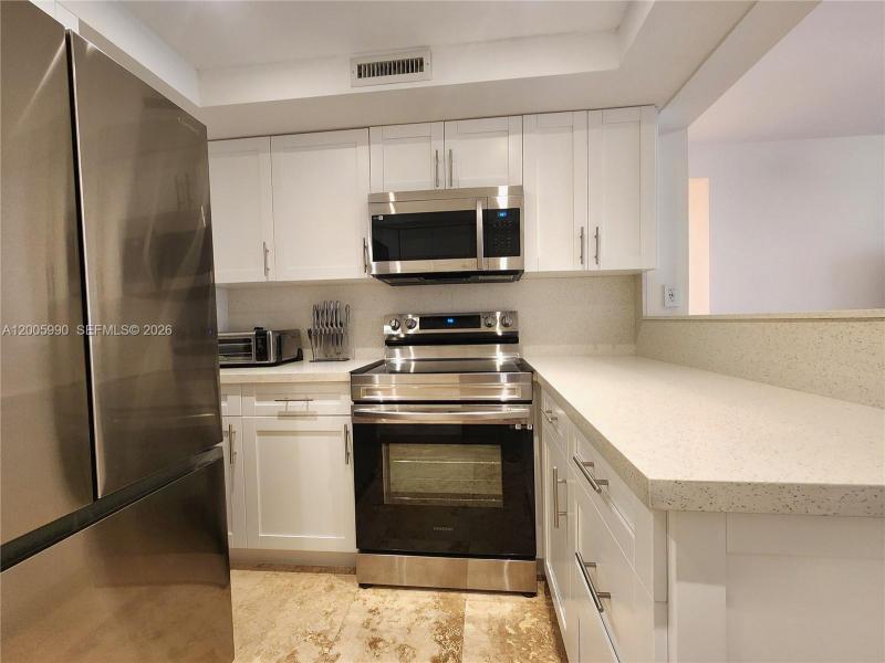Aluguel de apartamento no Alexander Towers 209