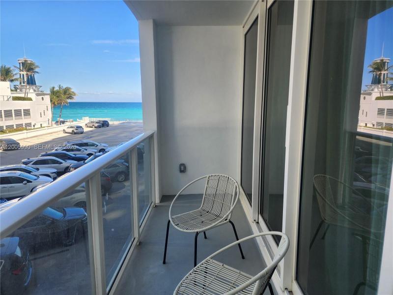 Aluguel de apartamento no Alexander Towers 209