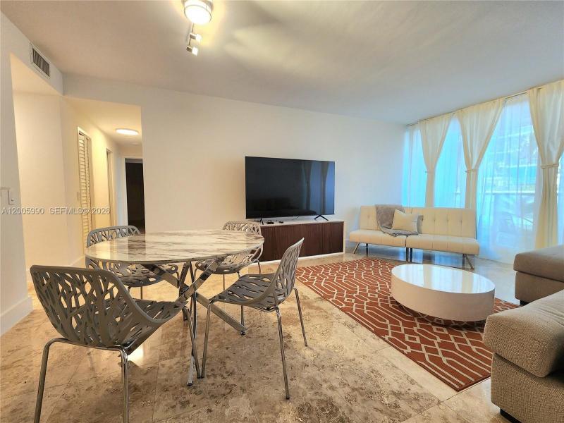 Aluguel de apartamento no Alexander Towers 209