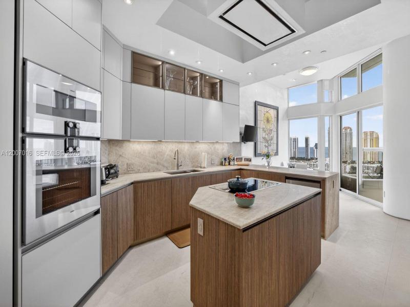 Comprar apartamento en Williams Island 2600 PH-1