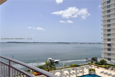 Isola Brickell Key Apt #810