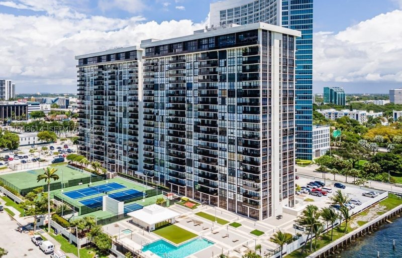 Apartment for rent at Charter Club Condos 801
