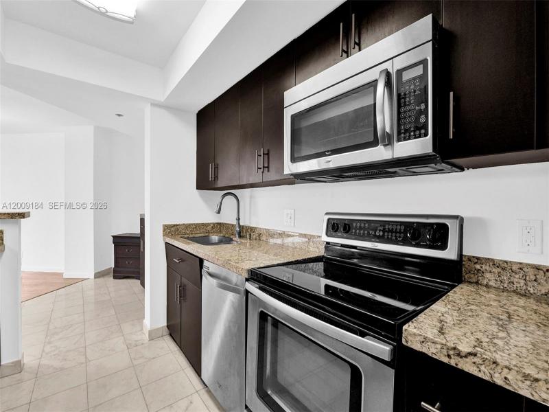 Condo for sale at Anchor Bay Club 305