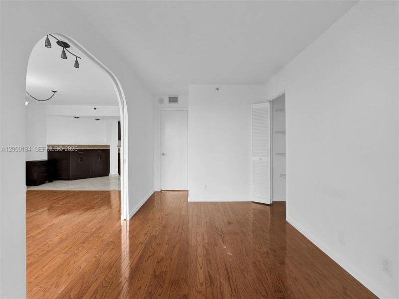 Condo for sale at Anchor Bay Club 305