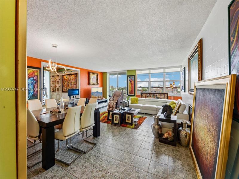 Bayview Towers Apt #B706