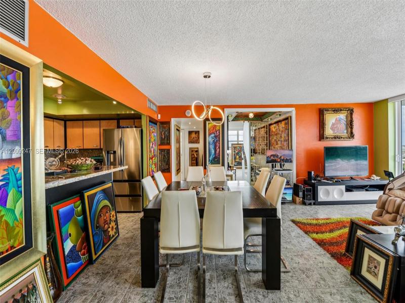 Comprar apartamento en Bayview Towers B706