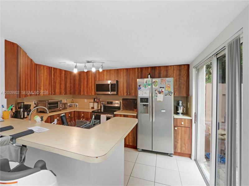 Property photo # 4