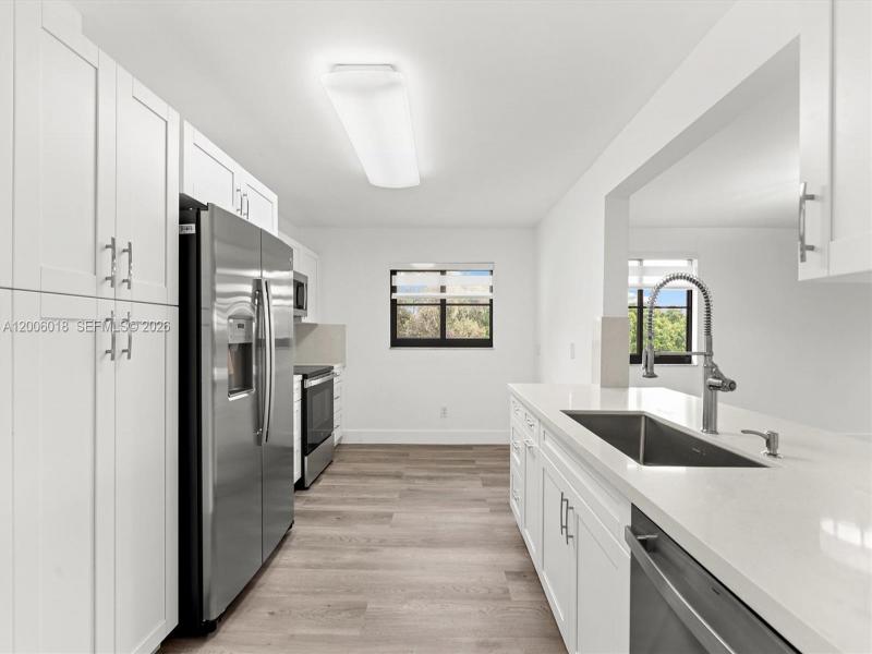 Property photo # 4