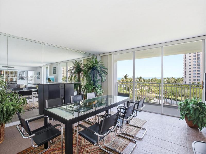 Comprar apartamento en Sands of Key Biscayne 7L