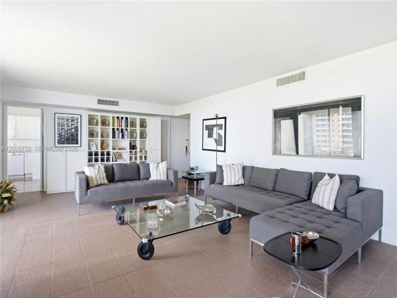 Comprar apartamento en Sands of Key Biscayne 7L