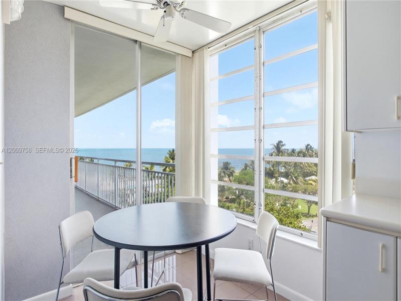Comprar apartamento en Sands of Key Biscayne 7L