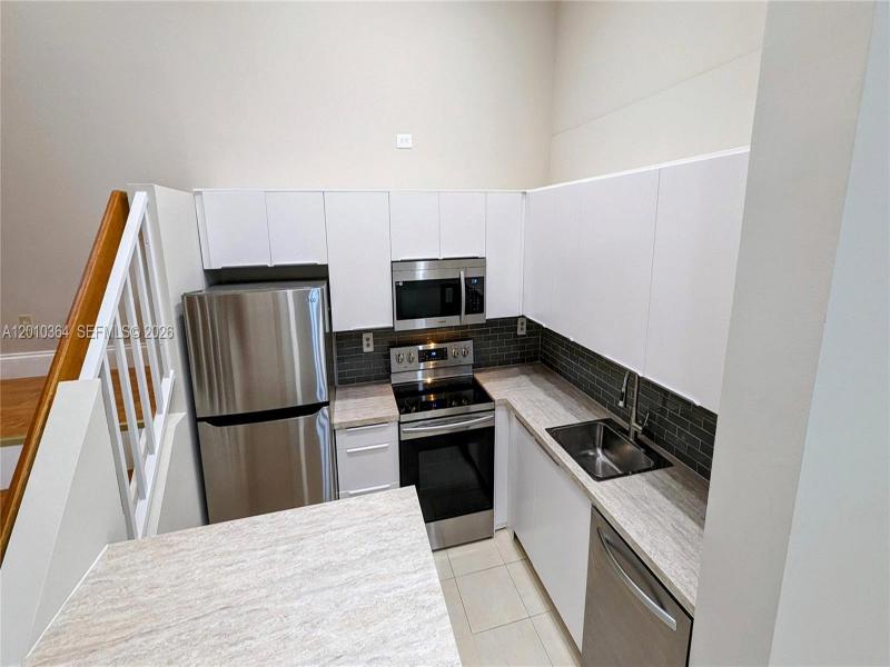 Property photo # 2